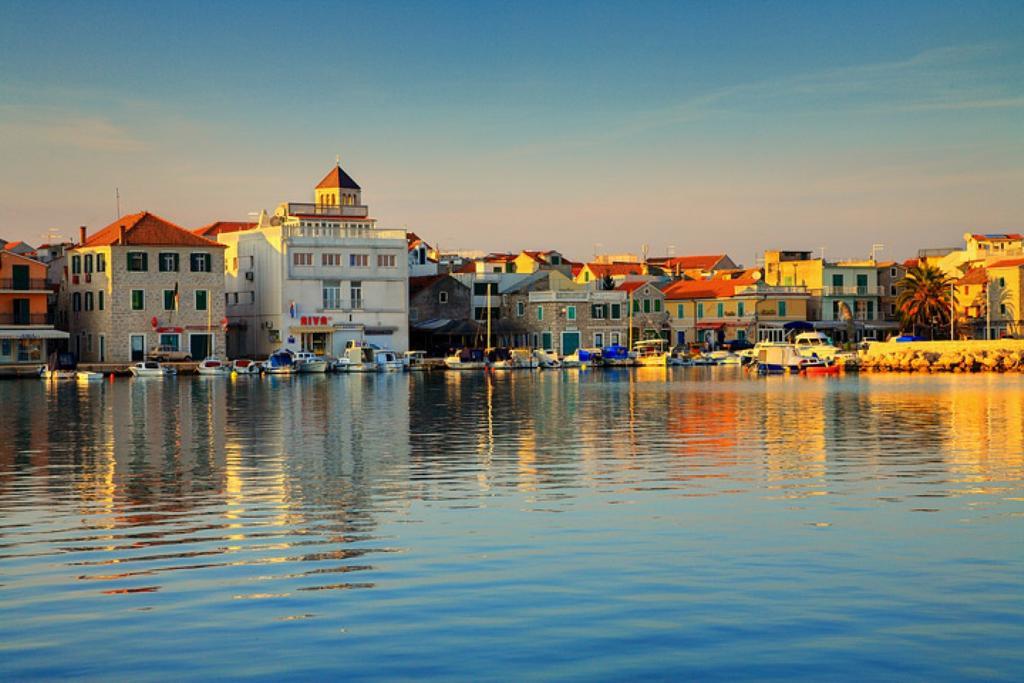 Apartment Center Marija Vodice Exteriör bild