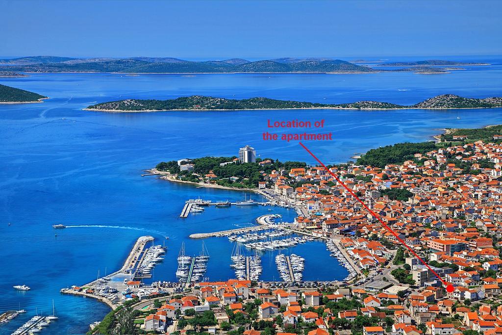 Apartment Center Marija Vodice Exteriör bild